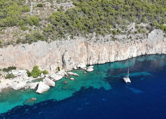 ספינת מלון Luxury Catamaran Lagoon 42, Ac & Gn *