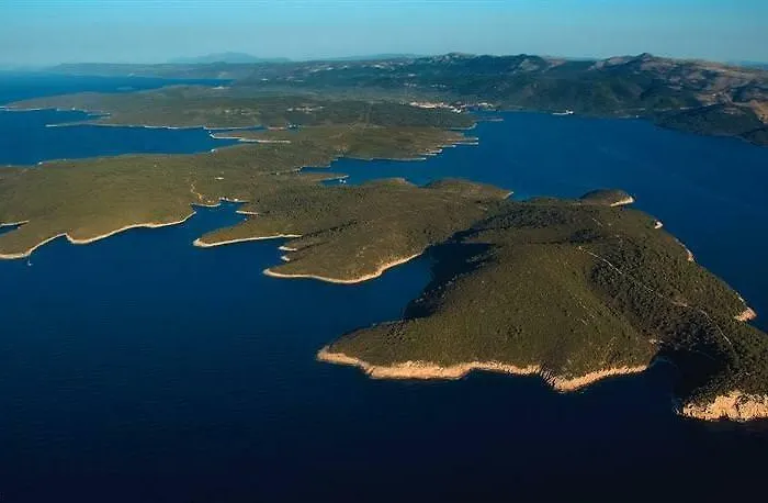 ספינת מלון Luxury Catamaran Lagoon 42, Ac & Gn