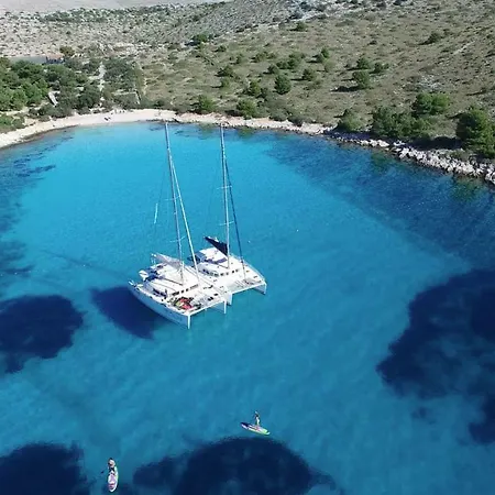 Båthotell Luxury Catamaran Lagoon 42, Ac & Gn Split
